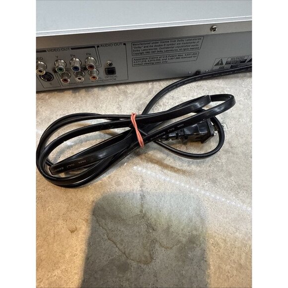 Toshiba DVD Player SD-412V 192 kHz 24 bit Audio DAC Dolby Digital - Picture 9 of 10